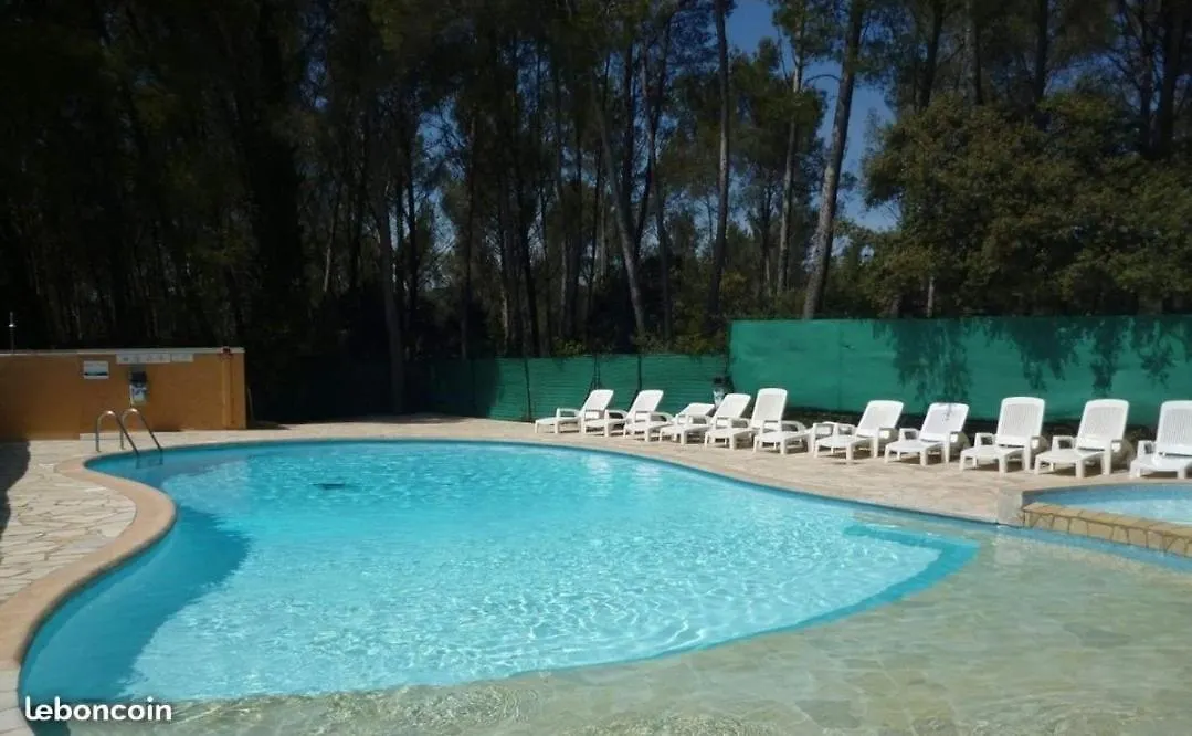Evasion Aux Cystes - Piscine & Terrasse